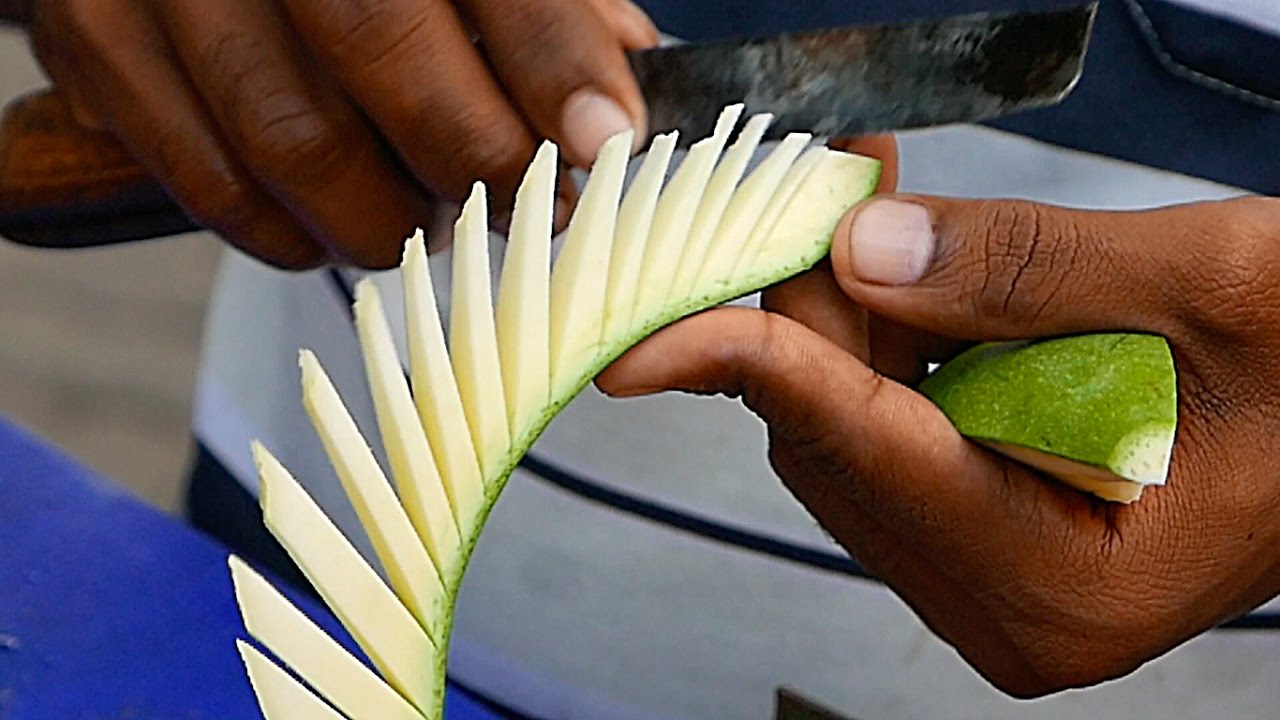 knife skills with fruits